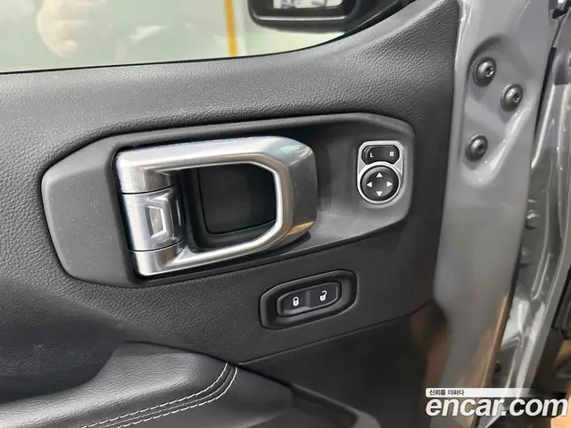 Jeep Gladiator 2021 3.6 автомат (гидро), миниатюра 9 Jeep Gladiator 2021 3.6 автомат (гидро), миниатюра 9