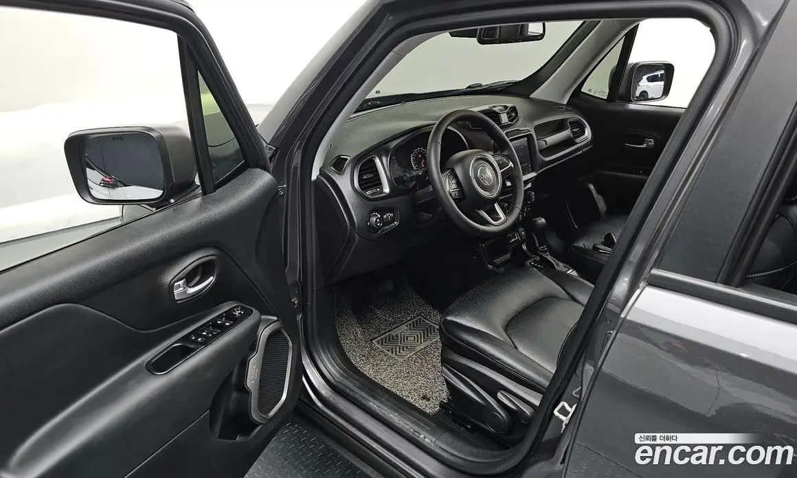 Jeep Renegade 2020 2.4 автомат (гидро), фото 10 Jeep Renegade 2020 2.4 автомат (гидро), фото 10