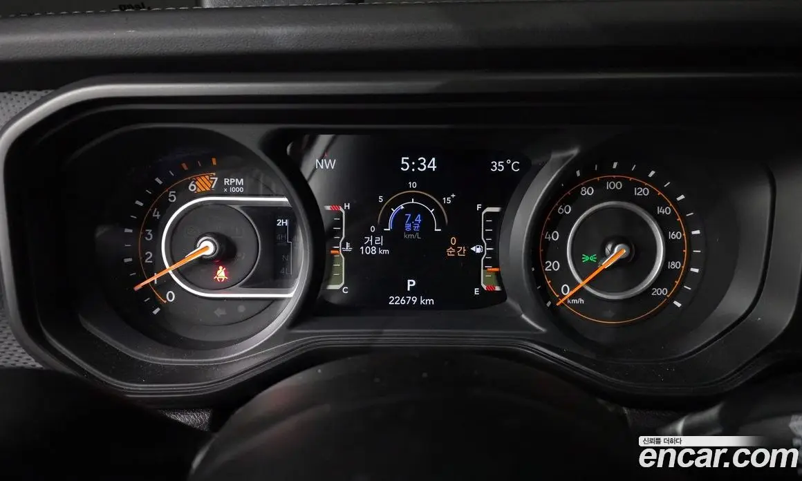 Jeep Wrangler 2025 2.0 автомат (гидро), фото 11