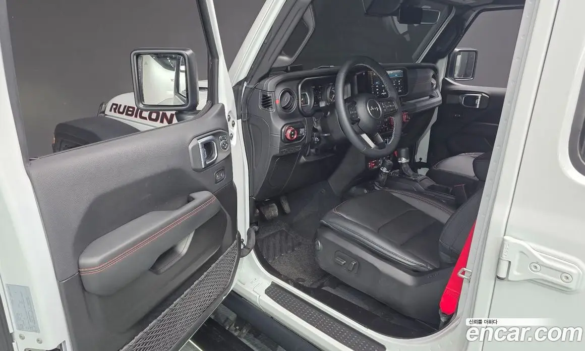 Jeep Wrangler 2025 2.0 автомат (гидро), фото 13