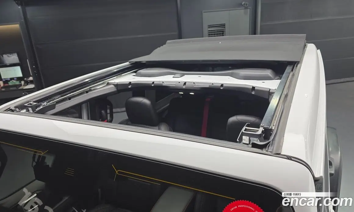 Jeep Wrangler 2025 2.0 автомат (гидро), фото 27