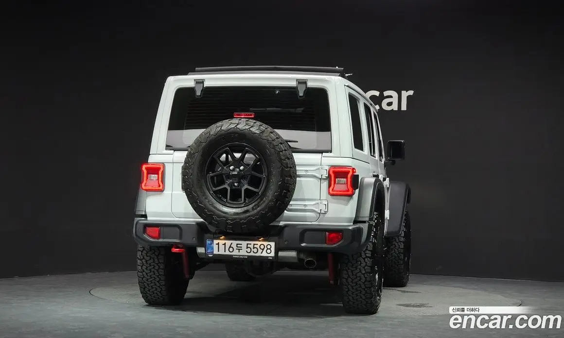 Jeep Wrangler 2025 2.0 автомат (гидро), фото 4