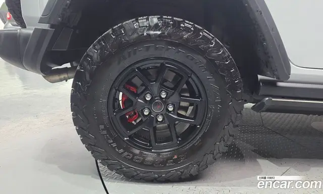 Jeep Wrangler 2025 2.0 автомат (гидро), миниатюра 5