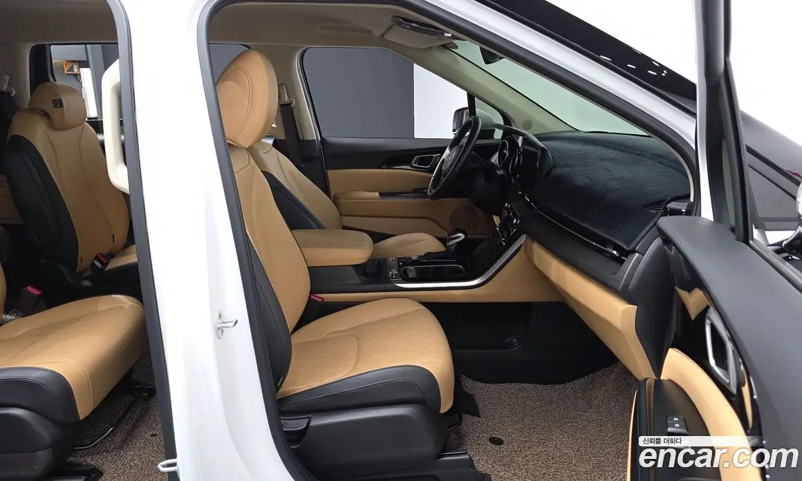 Kia Carnival 2021 2.2 автомат (гидро), фото 17 Kia Carnival 2021 2.2 автомат (гидро), фото 17