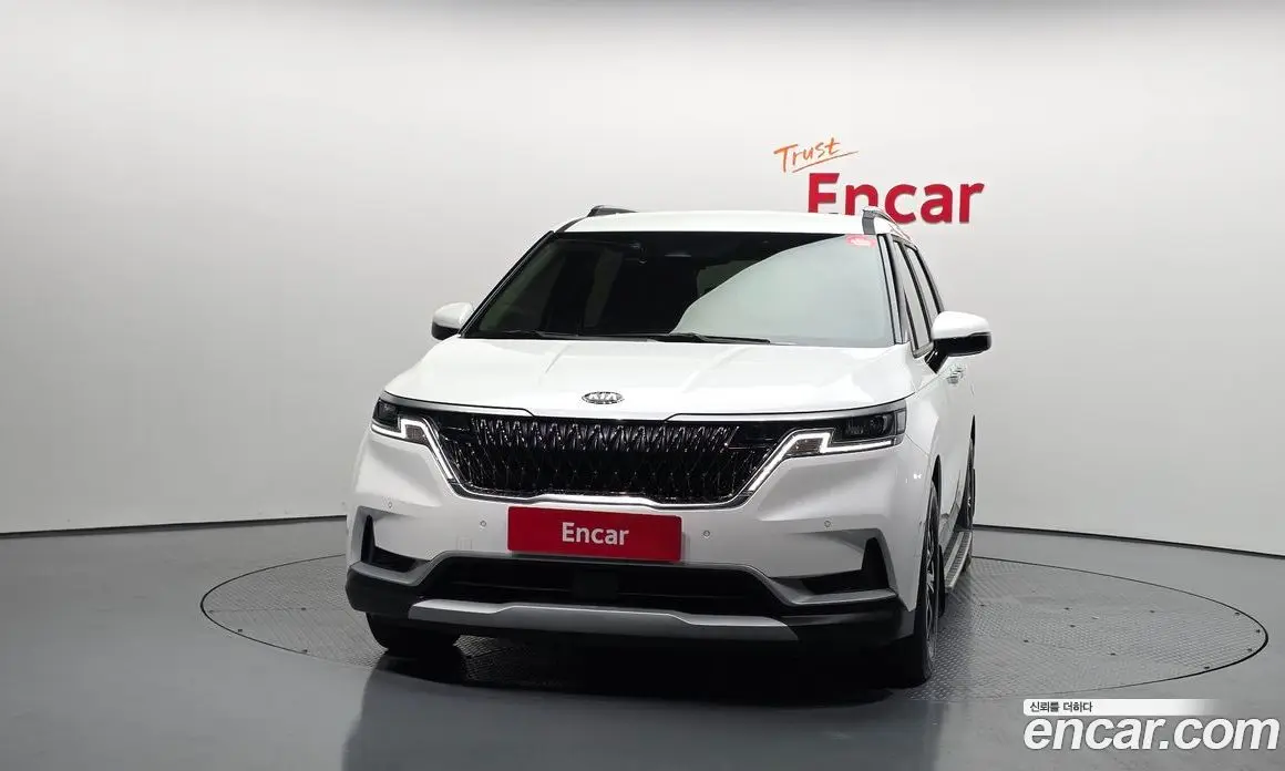 Kia Carnival 2021 2.2 автомат (гидро), фото 3 Kia Carnival 2021 2.2 автомат (гидро), фото 3