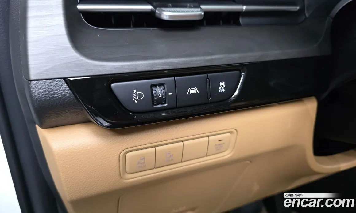 Kia Carnival 2021 2.2 автомат (гидро), фото 23 Kia Carnival 2021 2.2 автомат (гидро), фото 23