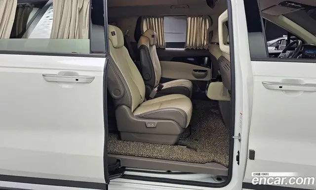 Kia Carnival 2021 2.2 автомат (гидро), миниатюра 12