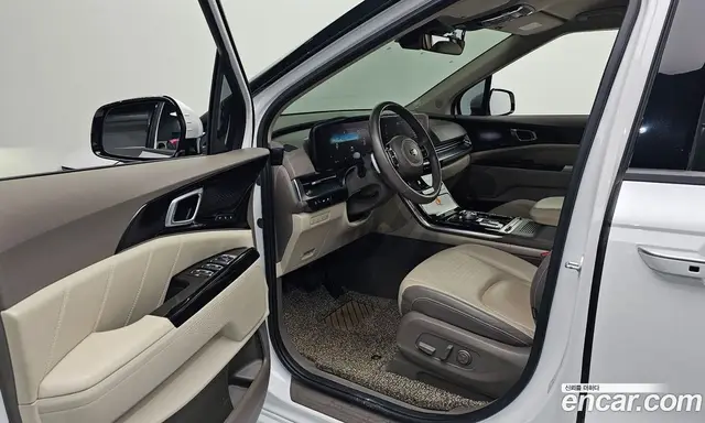 Kia Carnival 2021 2.2 автомат (гидро), миниатюра 10 Kia Carnival 2021 2.2 автомат (гидро), миниатюра 10