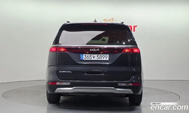 Kia Carnival 2022 2.2 автомат (гидро), миниатюра 4