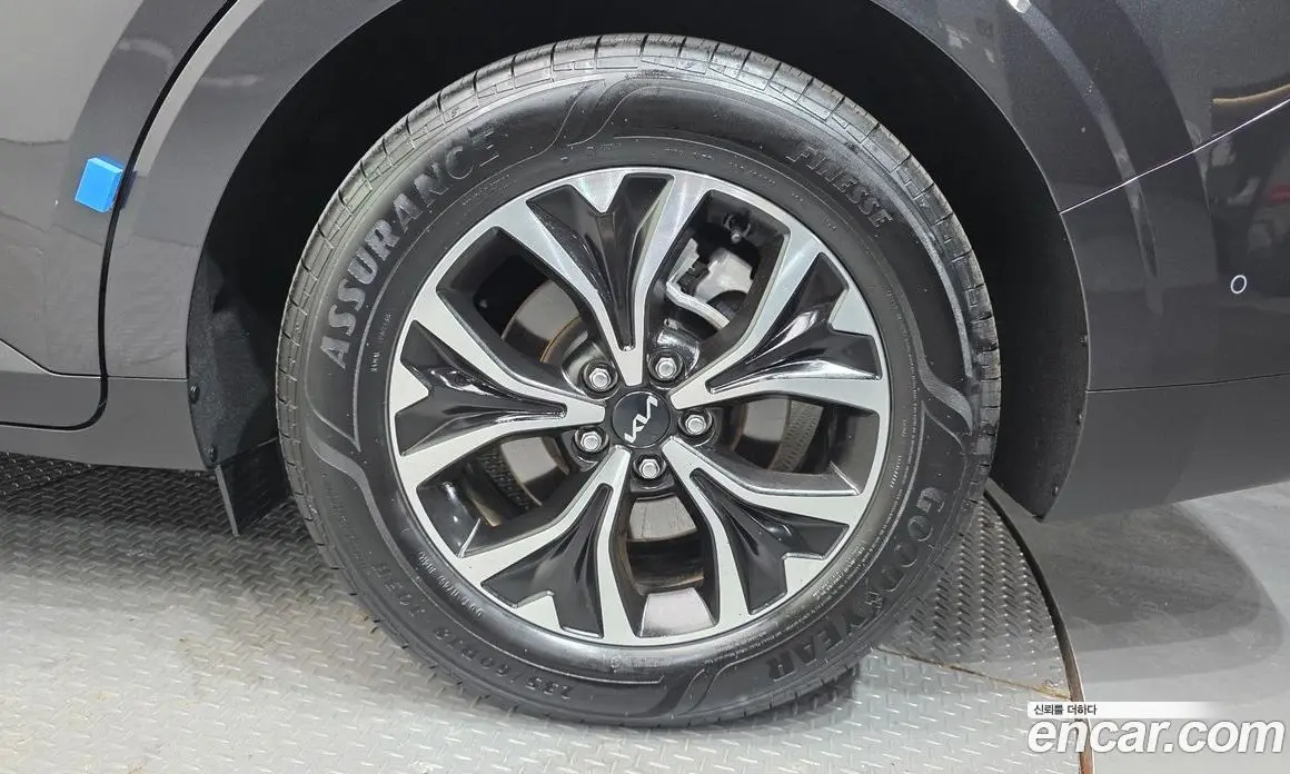 Kia Carnival 2022 2.2 автомат (гидро), фото 5