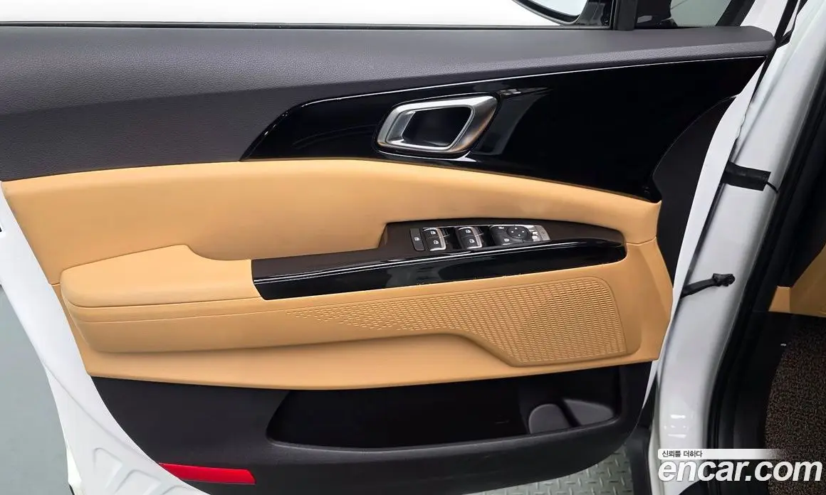 Kia Carnival 2023 2.2 автомат (гидро), фото 14 Kia Carnival 2023 2.2 автомат (гидро), фото 14