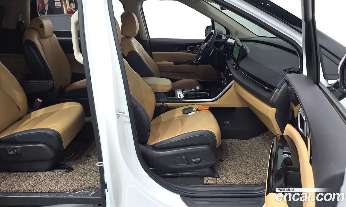 Kia Carnival 2023 2.2 автомат (гидро), фото 16 Kia Carnival 2023 2.2 автомат (гидро), фото 16