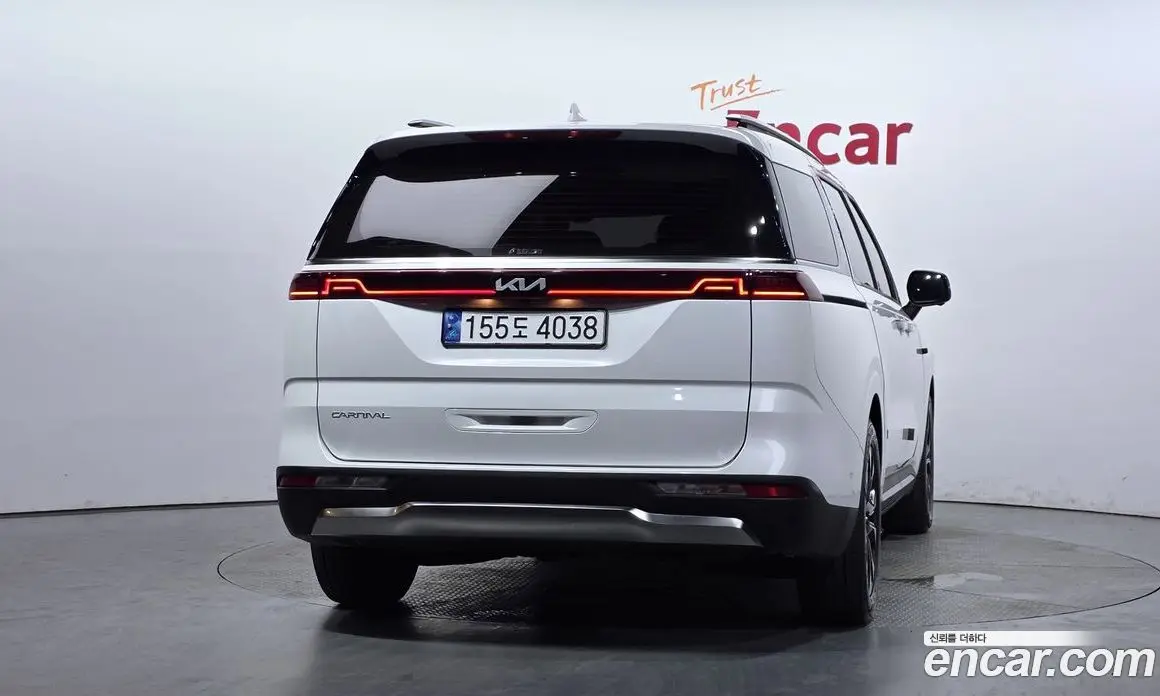 Kia Carnival 2023 2.2 автомат (гидро), фото 4 Kia Carnival 2023 2.2 автомат (гидро), фото 4