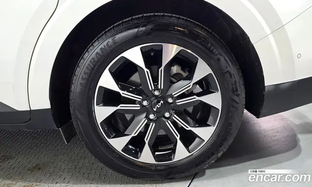Kia Carnival 2023 2.2 автомат (гидро), миниатюра 7 Kia Carnival 2023 2.2 автомат (гидро), миниатюра 7