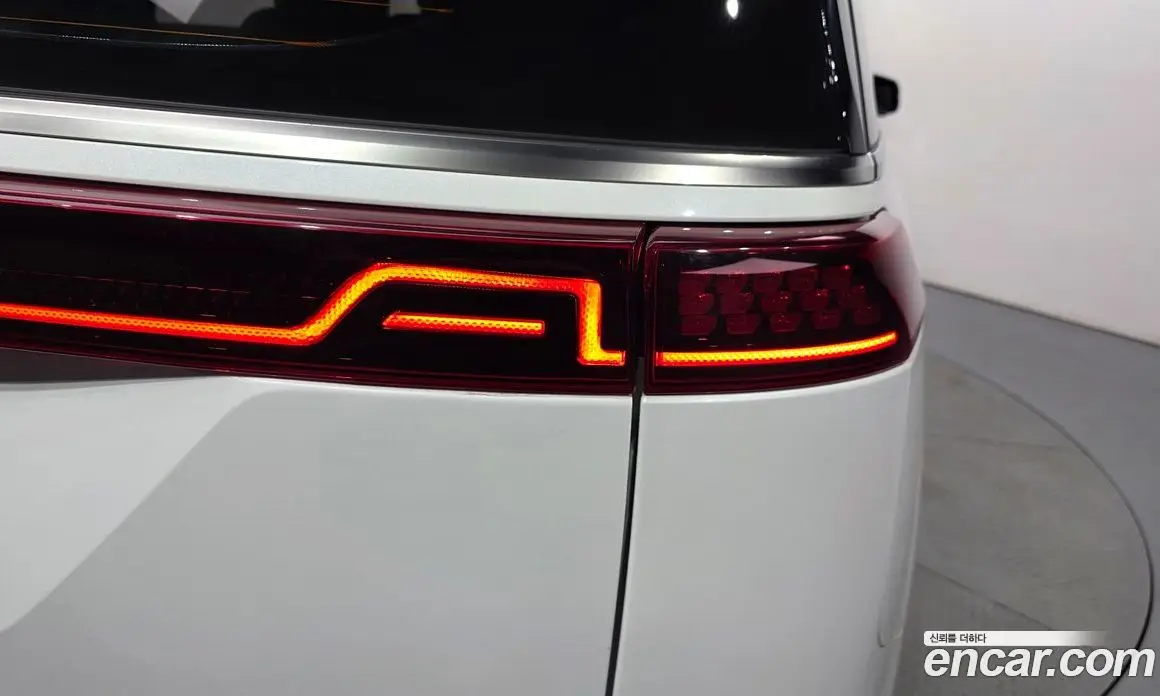 Kia Carnival 2023 2.2 автомат (гидро), фото 9 Kia Carnival 2023 2.2 автомат (гидро), фото 9