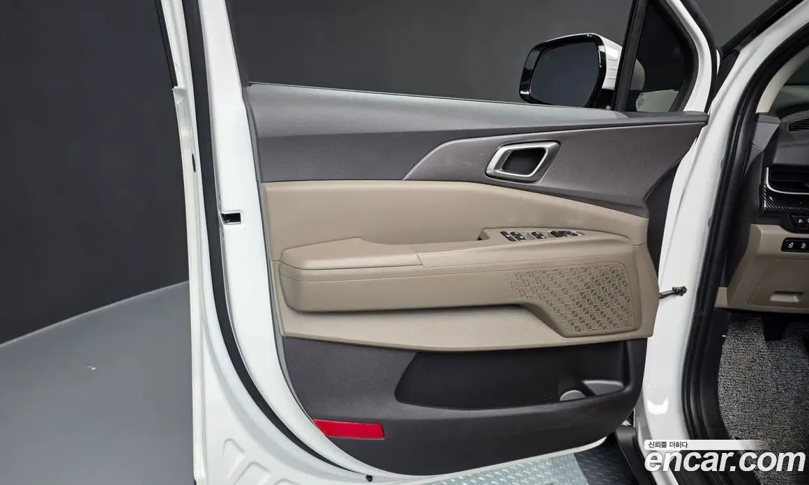 Kia Carnival 2026 3.5 автомат (гидро), фото 14 Kia Carnival 2026 3.5 автомат (гидро), фото 14