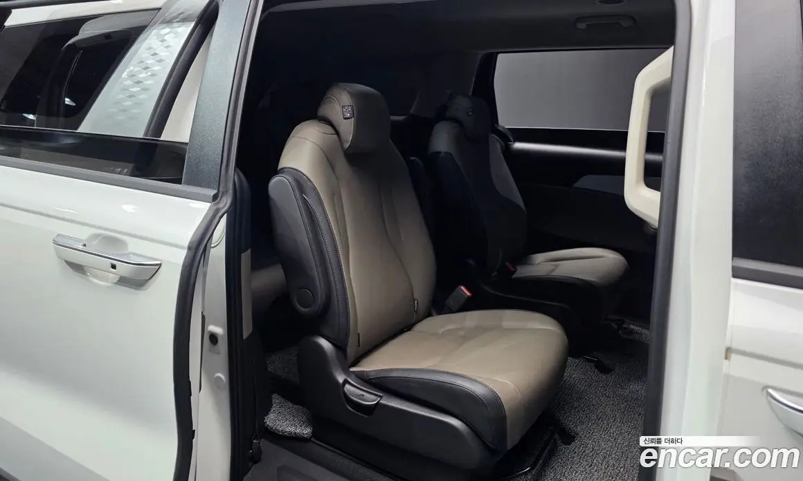Kia Carnival 2026 3.5 автомат (гидро), фото 18 Kia Carnival 2026 3.5 автомат (гидро), фото 18