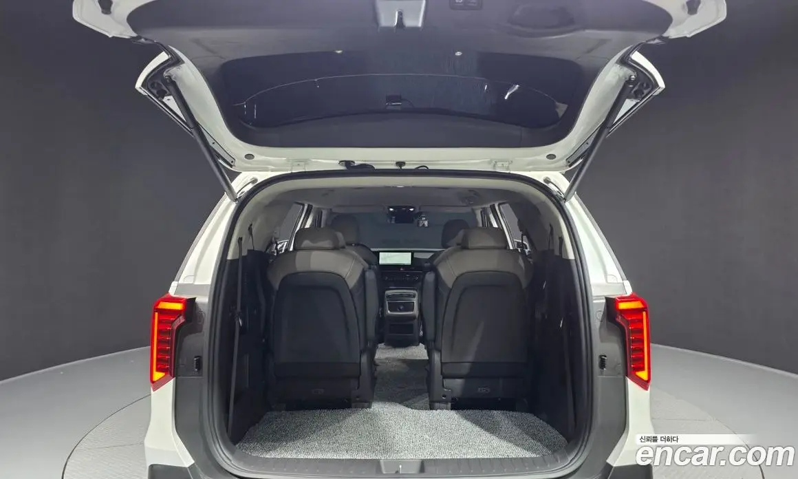 Kia Carnival 2026 3.5 автомат (гидро), фото 26 Kia Carnival 2026 3.5 автомат (гидро), фото 26