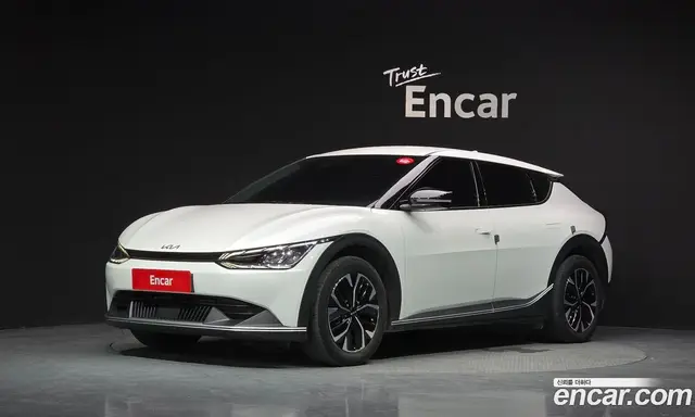 Kia EV6 2022 0.1 автомат (гидро), миниатюра 1 Kia EV6 2022 0.1 автомат (гидро), миниатюра 1