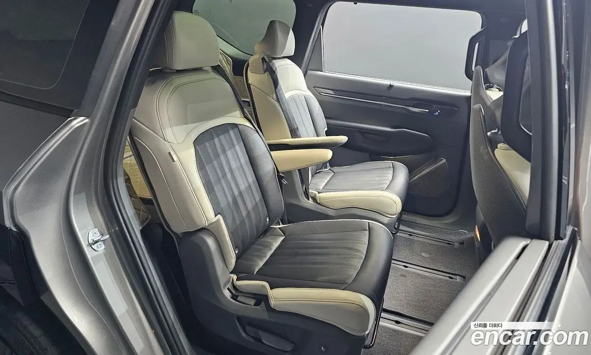 Kia EV9 2024 0.2 автомат (гидро), фото 17