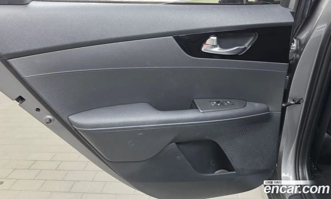 Kia K3 2024 1.6 автомат (гидро), фото 15 Kia K3 2024 1.6 автомат (гидро), фото 15