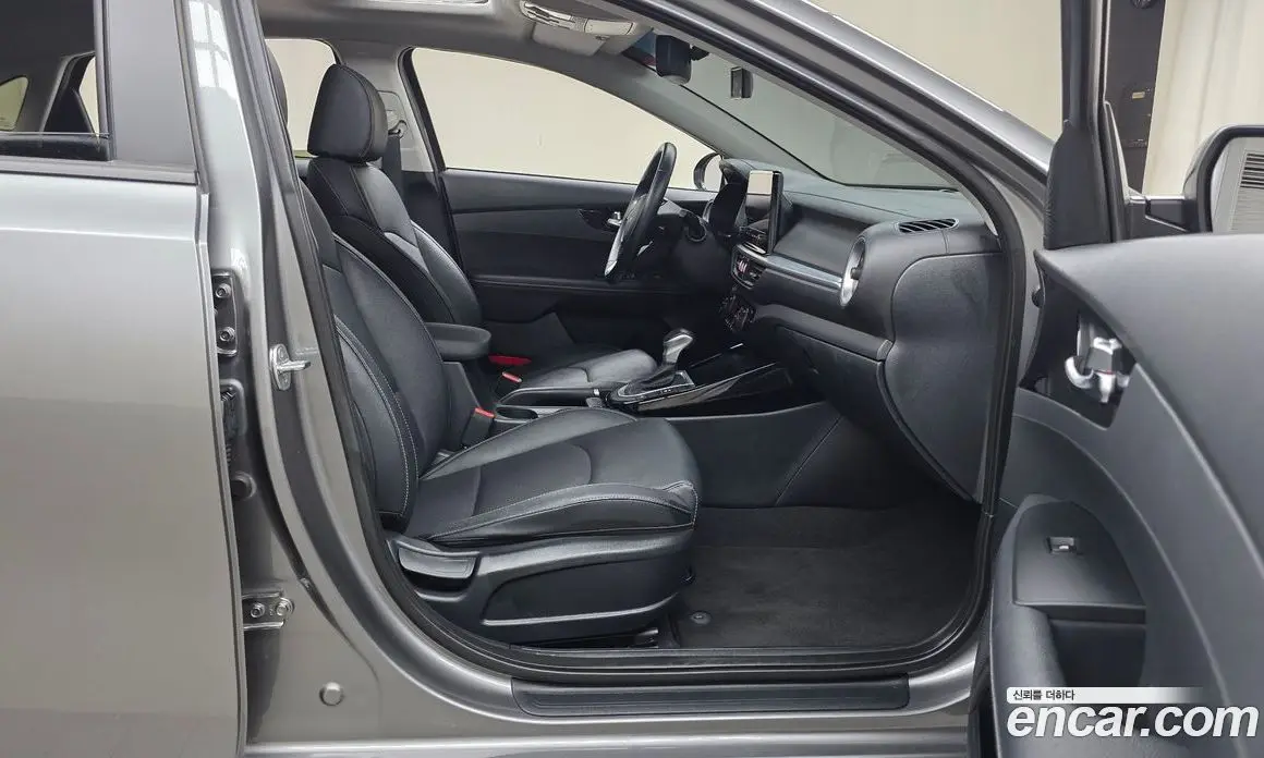 Kia K3 2024 1.6 автомат (гидро), фото 16 Kia K3 2024 1.6 автомат (гидро), фото 16