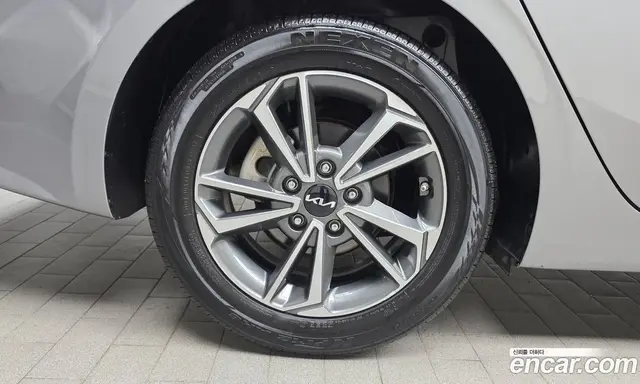 Kia K3 2024 1.6 автомат (гидро), миниатюра 5 Kia K3 2024 1.6 автомат (гидро), миниатюра 5