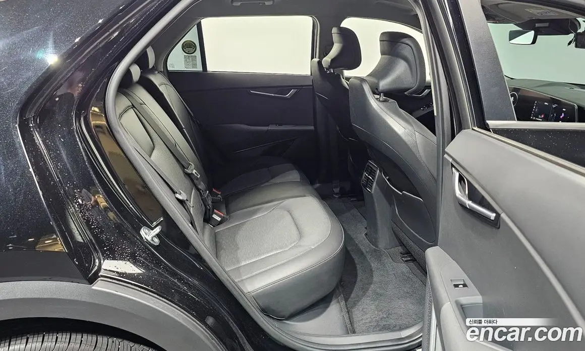 Kia Niro 2023 0.2 автомат (гидро), фото 11 Kia Niro 2023 0.2 автомат (гидро), фото 11