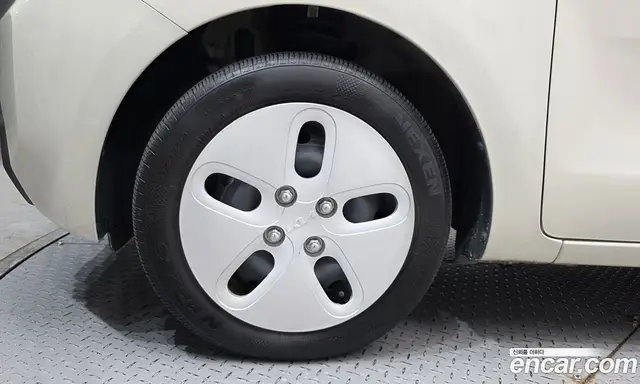 Kia Ray 2024 1.0 автомат (гидро), миниатюра 5 Kia Ray 2024 1.0 автомат (гидро), миниатюра 5