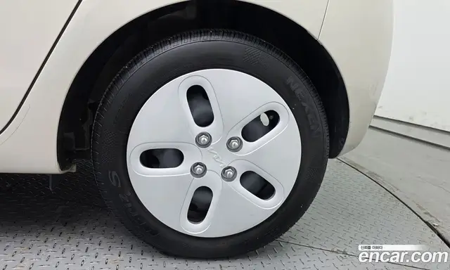 Kia Ray 2024 1.0 автомат (гидро), миниатюра 7 Kia Ray 2024 1.0 автомат (гидро), миниатюра 7