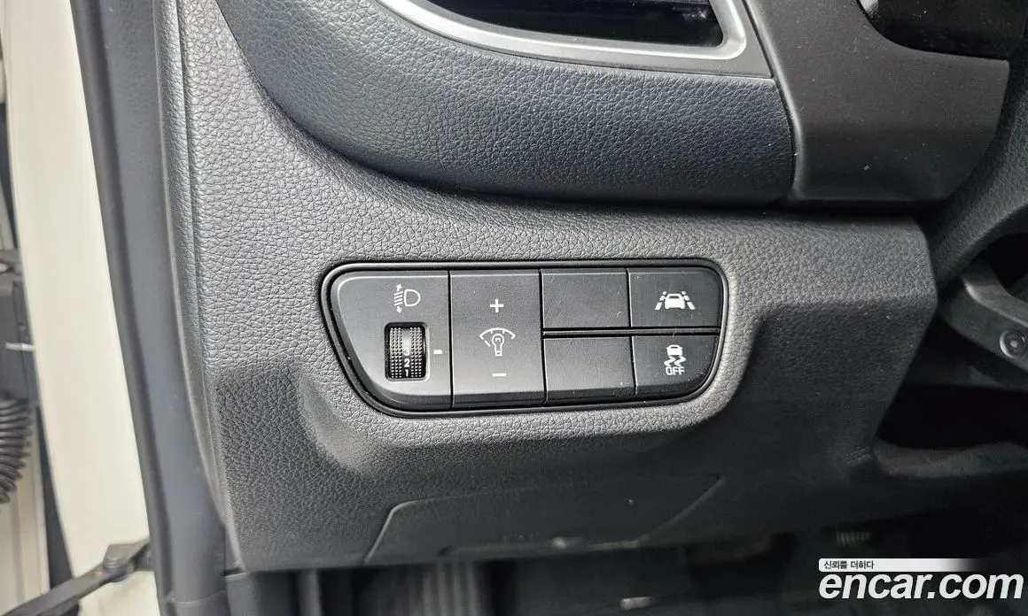 Kia Seltos 2021 1.6 автомат (гидро), фото 16 Kia Seltos 2021 1.6 автомат (гидро), фото 16