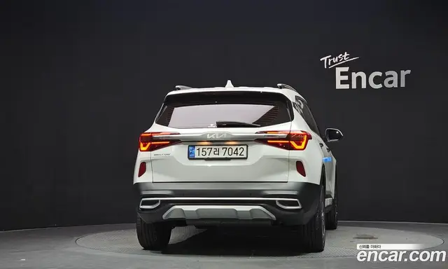 Kia Seltos 2021 1.6 автомат (гидро), миниатюра 4 Kia Seltos 2021 1.6 автомат (гидро), миниатюра 4
