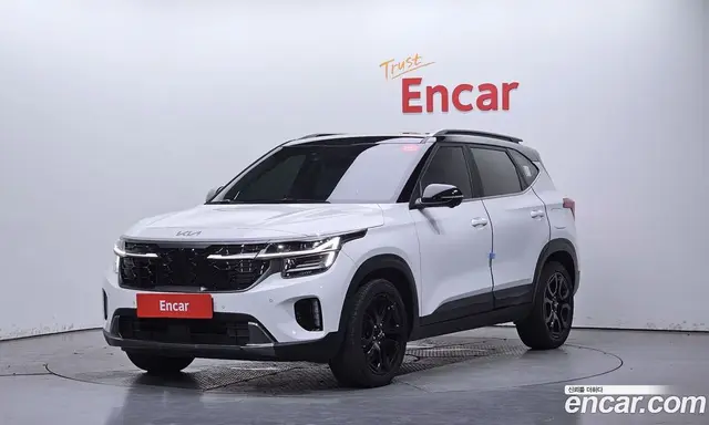 Kia Seltos 2023 2.0 автомат (гидро), миниатюра 1 Kia Seltos 2023 2.0 автомат (гидро), миниатюра 1