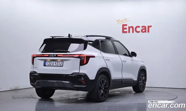 Kia Seltos 2023 2.0 автомат (гидро), миниатюра 2 Kia Seltos 2023 2.0 автомат (гидро), миниатюра 2