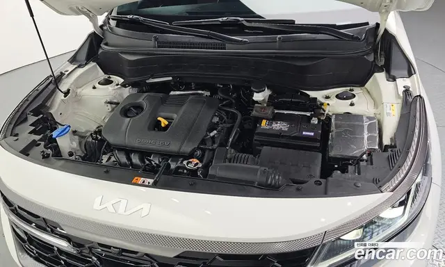 Kia Seltos 2023 2.0 автомат (гидро), миниатюра 6 Kia Seltos 2023 2.0 автомат (гидро), миниатюра 6