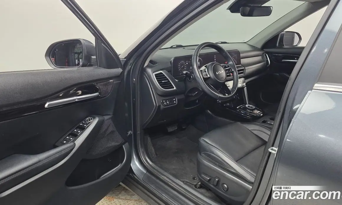 Kia Seltos 2023 1.6 автомат (гидро), фото 13 Kia Seltos 2023 1.6 автомат (гидро), фото 13