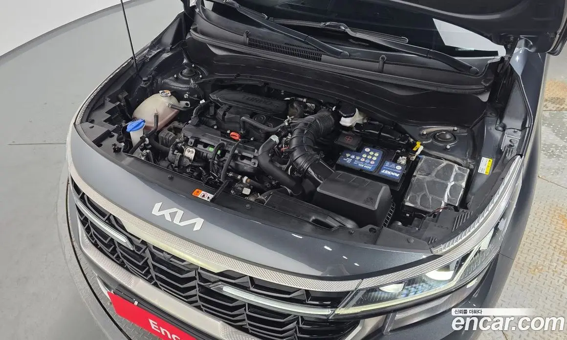 Kia Seltos 2023 1.6 автомат (гидро), фото 6 Kia Seltos 2023 1.6 автомат (гидро), фото 6