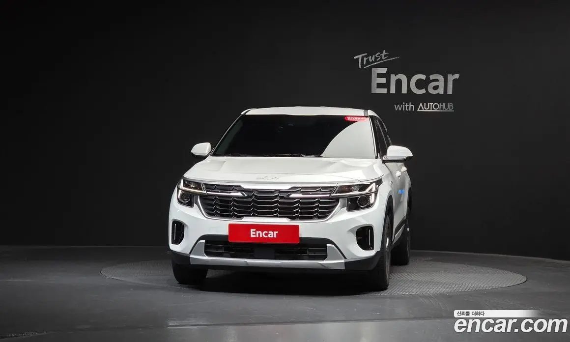 Kia Seltos 2024 2.0 автомат (гидро), фото 2 Kia Seltos 2024 2.0 автомат (гидро), фото 2