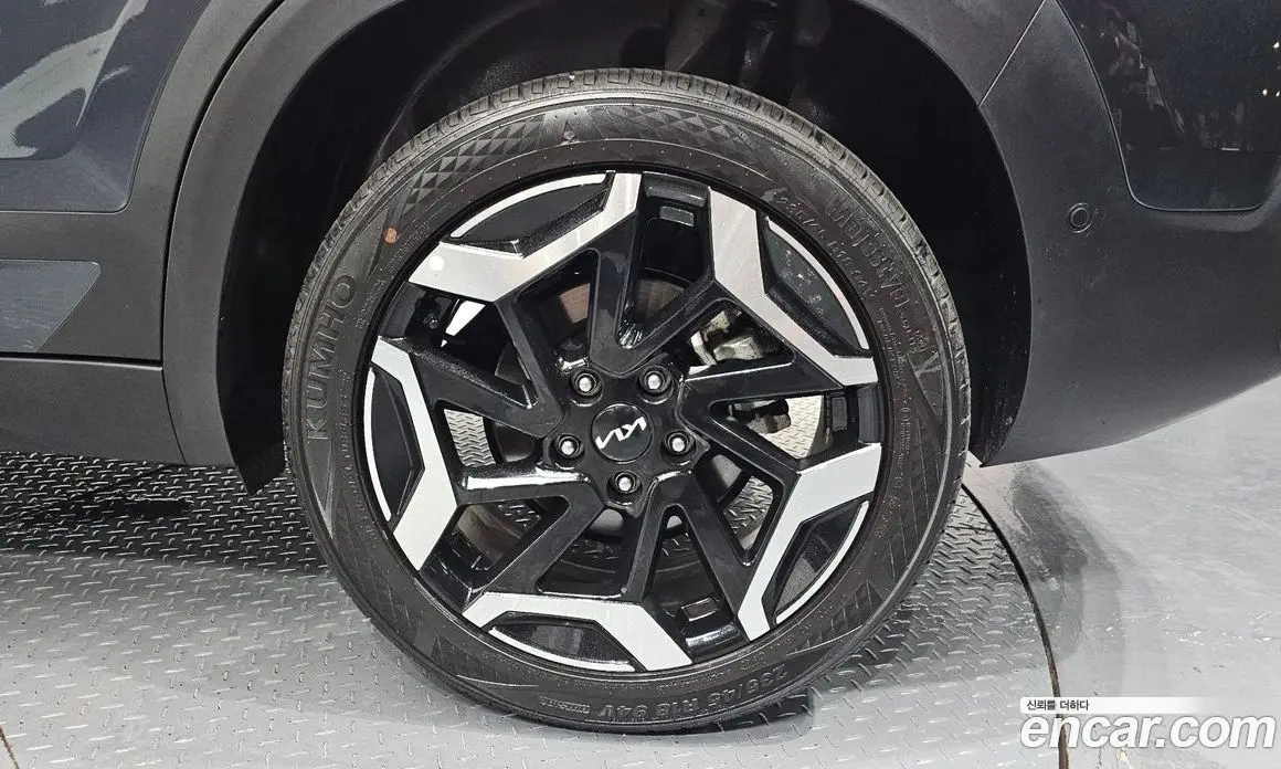Kia Seltos 2025 1.6 автомат (гидро), фото 6 Kia Seltos 2025 1.6 автомат (гидро), фото 6