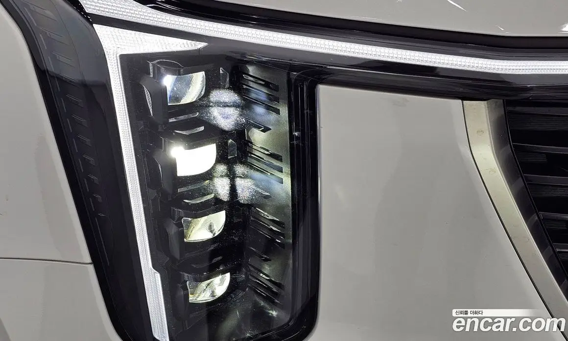 Kia Sorento 2024 1.6 автомат (гидро), фото 8 Kia Sorento 2024 1.6 автомат (гидро), фото 8