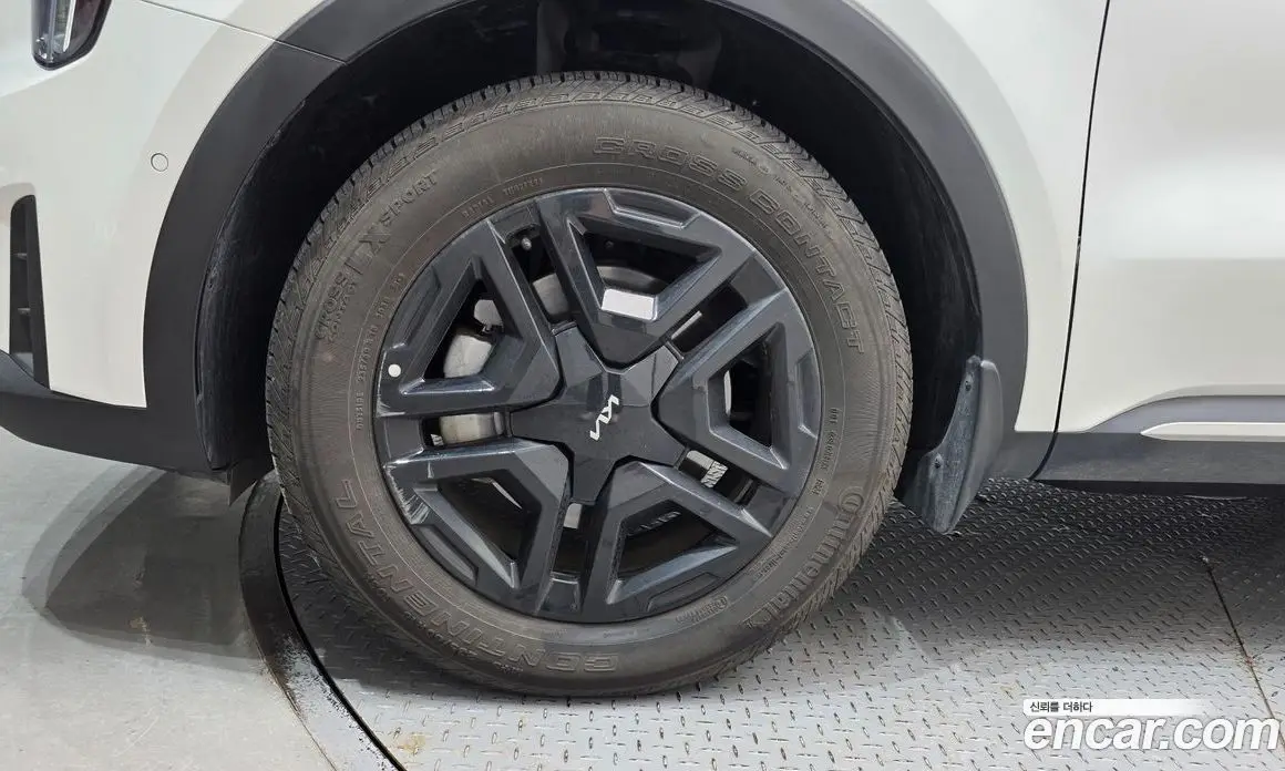 Kia Sorento 2024 1.6 автомат (гидро), фото 5 Kia Sorento 2024 1.6 автомат (гидро), фото 5