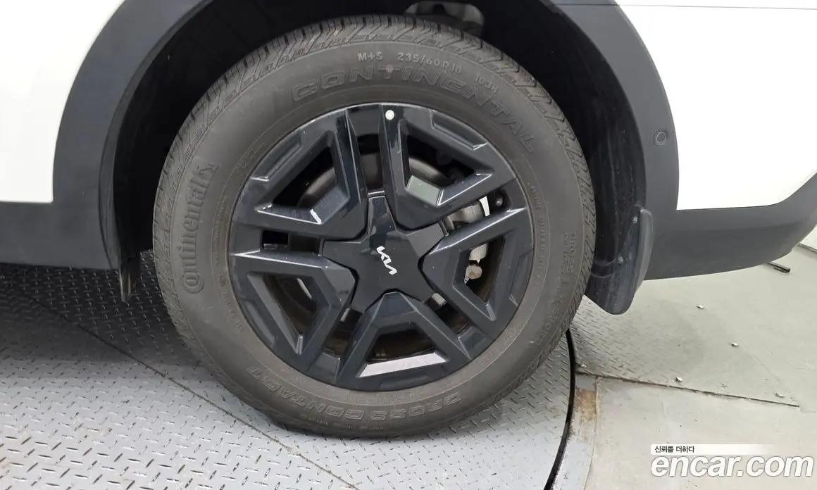 Kia Sorento 2024 1.6 автомат (гидро), фото 7 Kia Sorento 2024 1.6 автомат (гидро), фото 7
