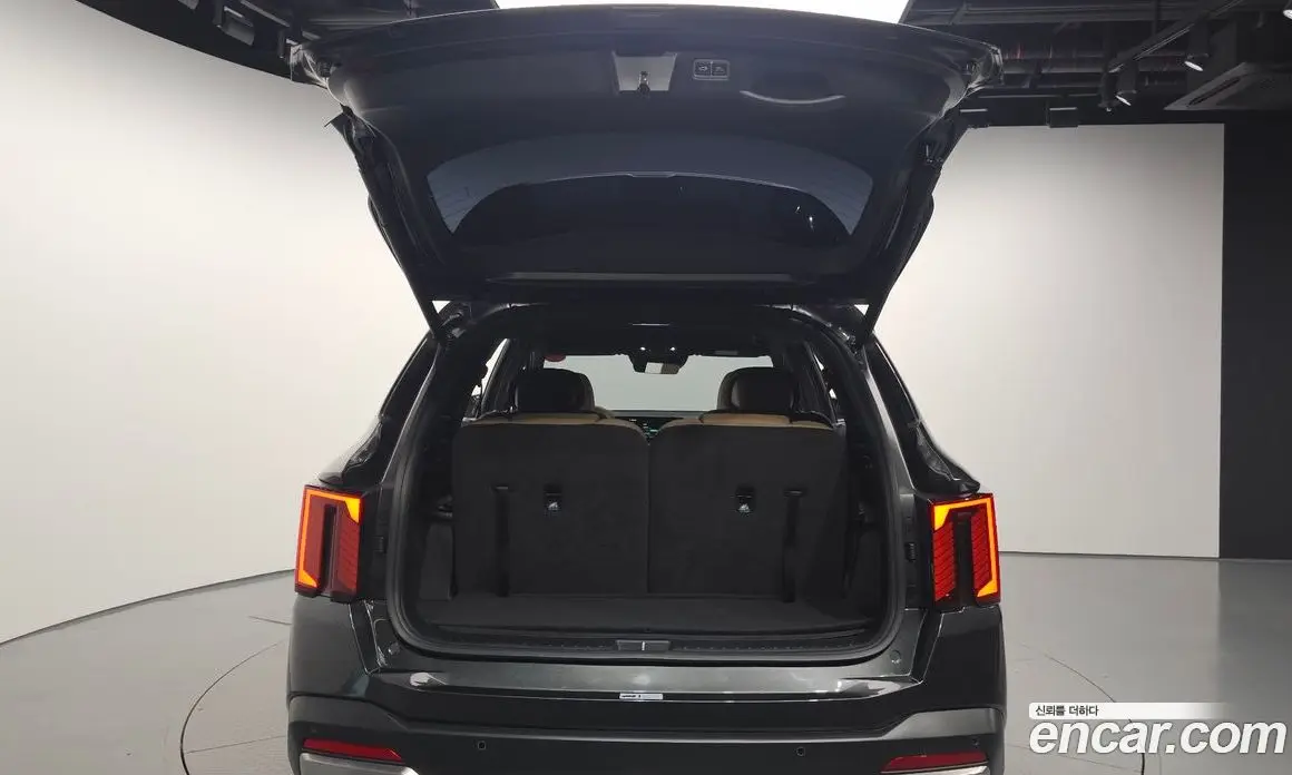 Kia Sorento 2025 1.6 автомат (гидро), фото 20 Kia Sorento 2025 1.6 автомат (гидро), фото 20