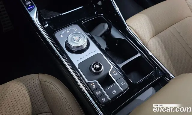 Kia Sorento 2025 1.6 автомат (гидро), миниатюра 9 Kia Sorento 2025 1.6 автомат (гидро), миниатюра 9