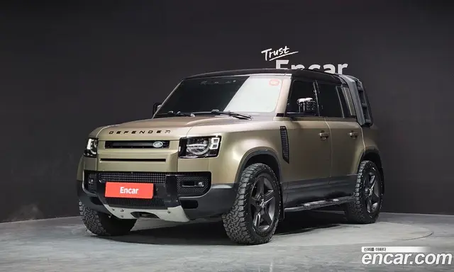 Land Rover Defender, 2022, 101 296 км