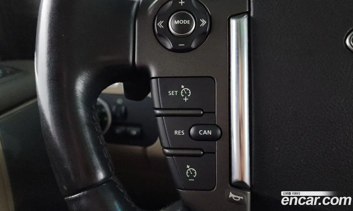 Land Rover Discovery 2016 3.0 автомат (гидро), фото 17 Land Rover Discovery 2016 3.0 автомат (гидро), фото 17