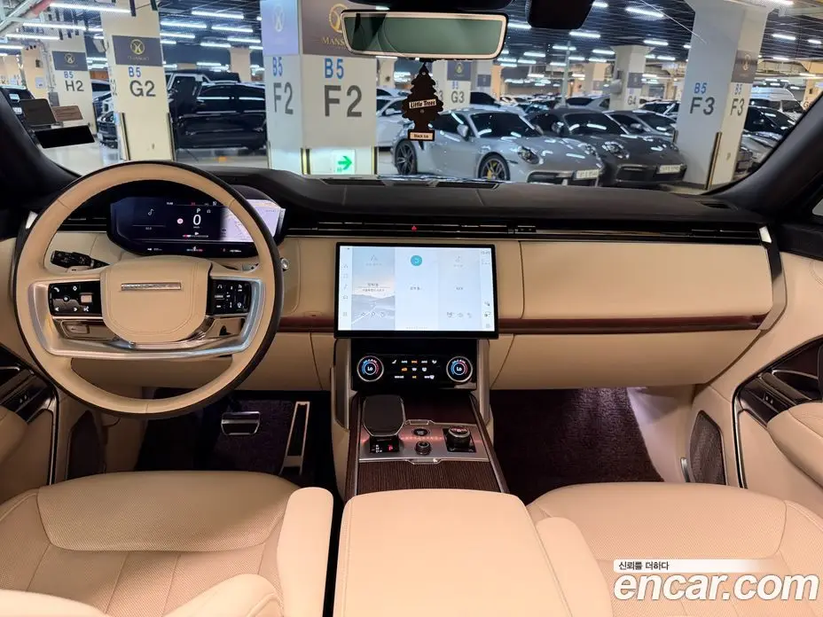 Land Rover Range Rover 2023 4.4 автомат (гидро), фото 14 Land Rover Range Rover 2023 4.4 автомат (гидро), фото 14