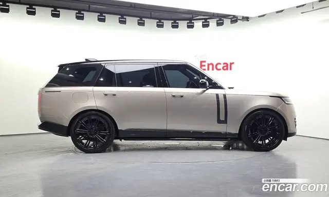 Land Rover Range Rover 2026 4.4 автомат (гидро), миниатюра 5 Land Rover Range Rover 2026 4.4 автомат (гидро), миниатюра 5