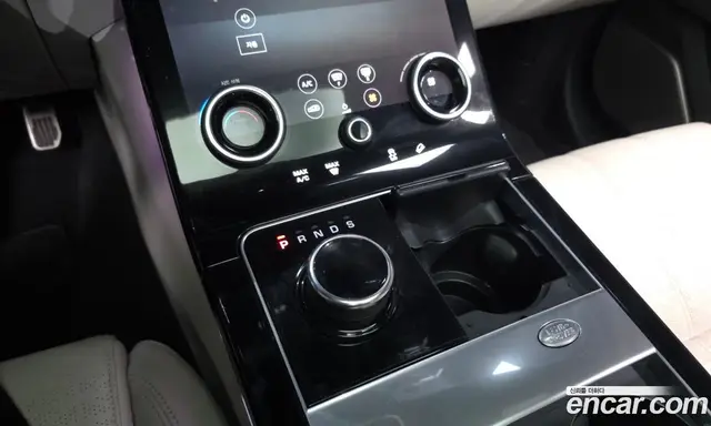 Land Rover Range Rover Velar 2019 3.0 автомат (гидро), миниатюра 11 Land Rover Range Rover Velar 2019 3.0 автомат (гидро), миниатюра 11
