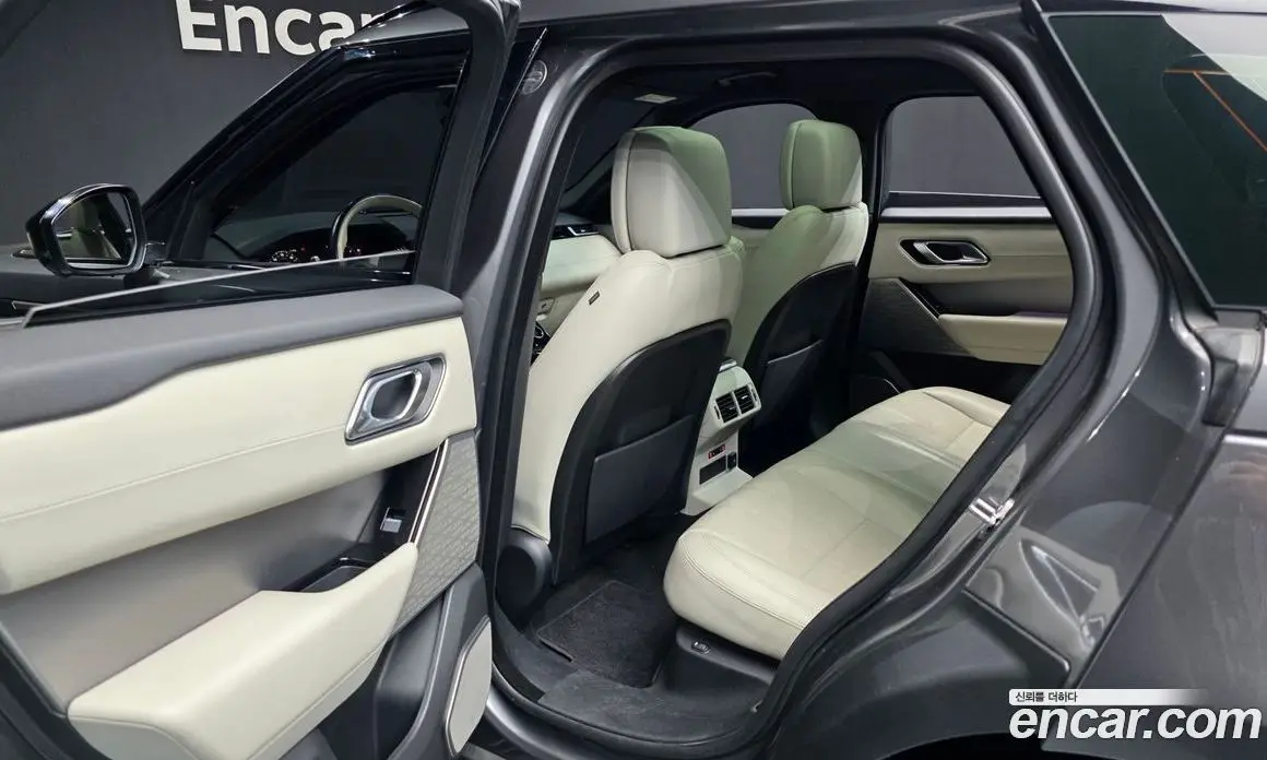 Land Rover Range Rover Velar 2019 3.0 автомат (гидро), фото 15 Land Rover Range Rover Velar 2019 3.0 автомат (гидро), фото 15